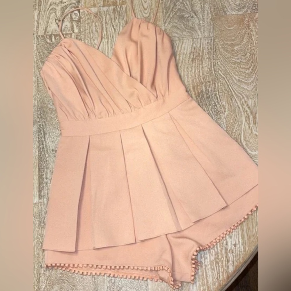 *NWOT* NBD Roadtrip Romper in Nude Size Small Silky Interior Lining!